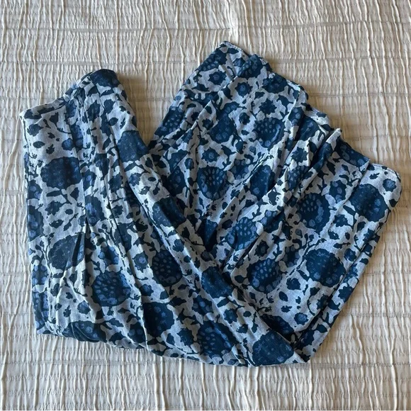 Free People Medium Lady Lady Printed Blue Cropped Pants - Picture 3 of 8